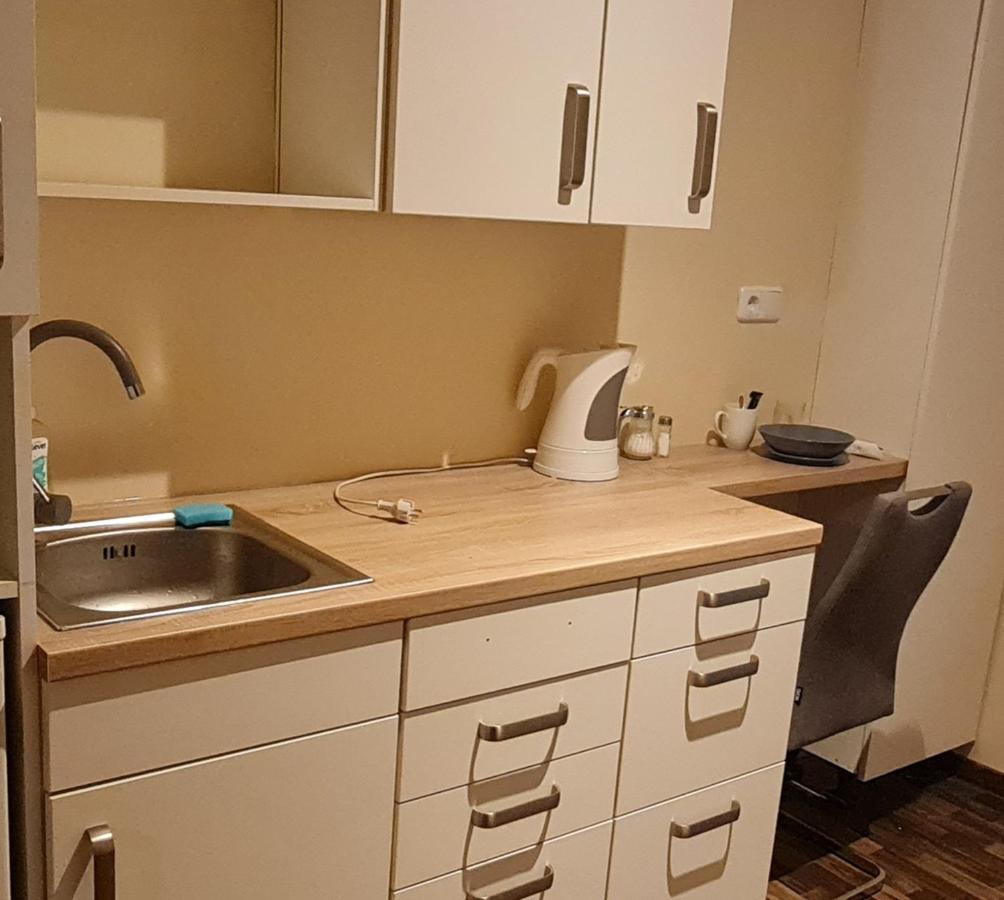 アパートホテル ラーエベルグ ウィーン 部屋 写真